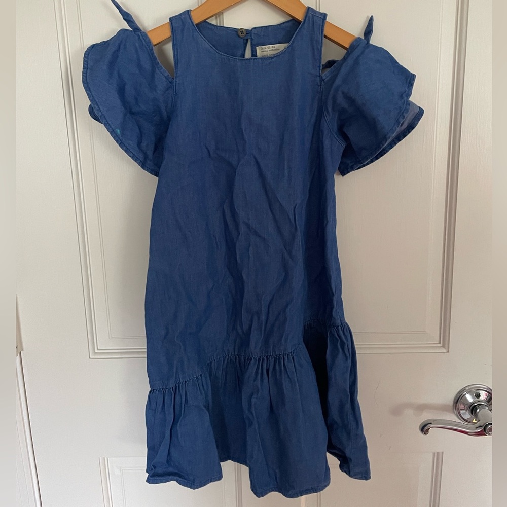 Blue dress